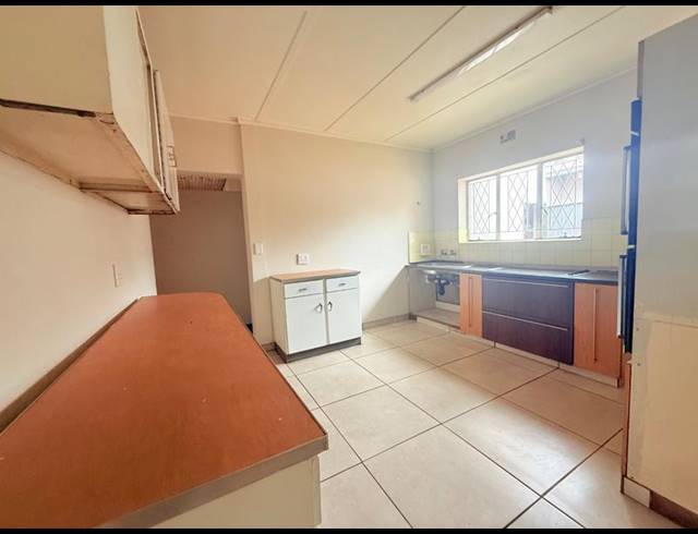 3 BEDROOM HOUSE FOR SALE IN VANDERBIJLPARK CW 4